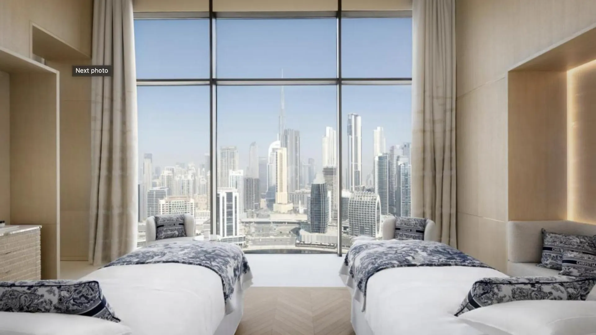 Lana By The Dorchester Collection - Glamorous Three Bedroom Apartment Dubai 0*,