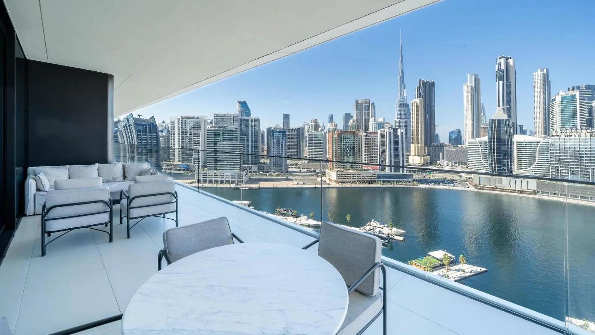 Lana By The Dorchester Collection - Glamorous Three Bedroom Apartment Dubai 0*,