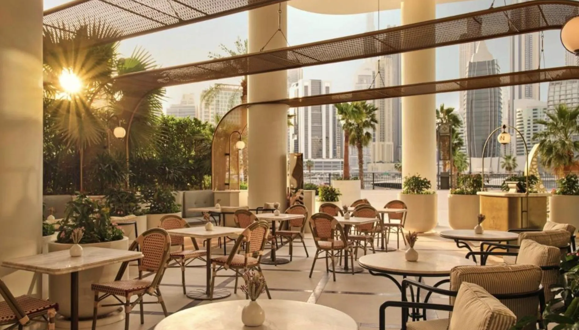Lana By The Dorchester Collection - Glamorous Three Bedroom Apartment Dubai