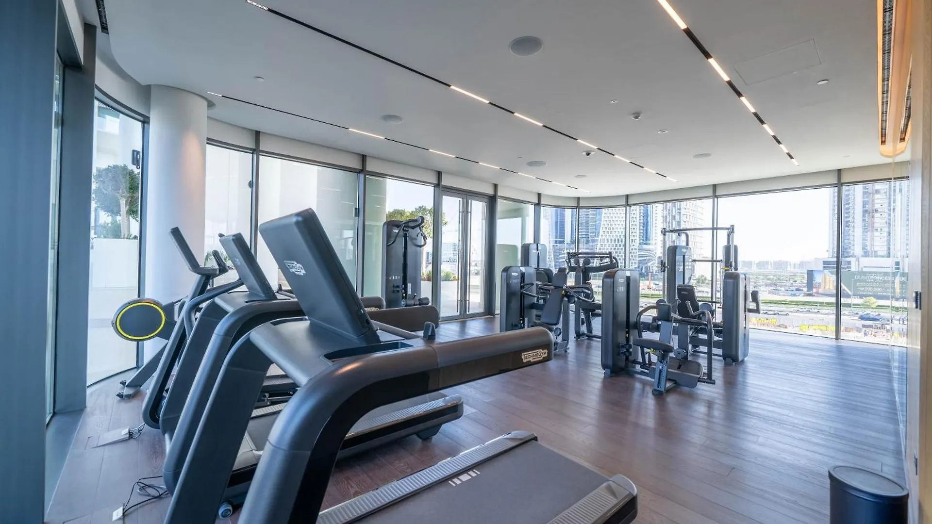 Lana By The Dorchester Collection - Glamorous Three Bedroom Apartment Dubai