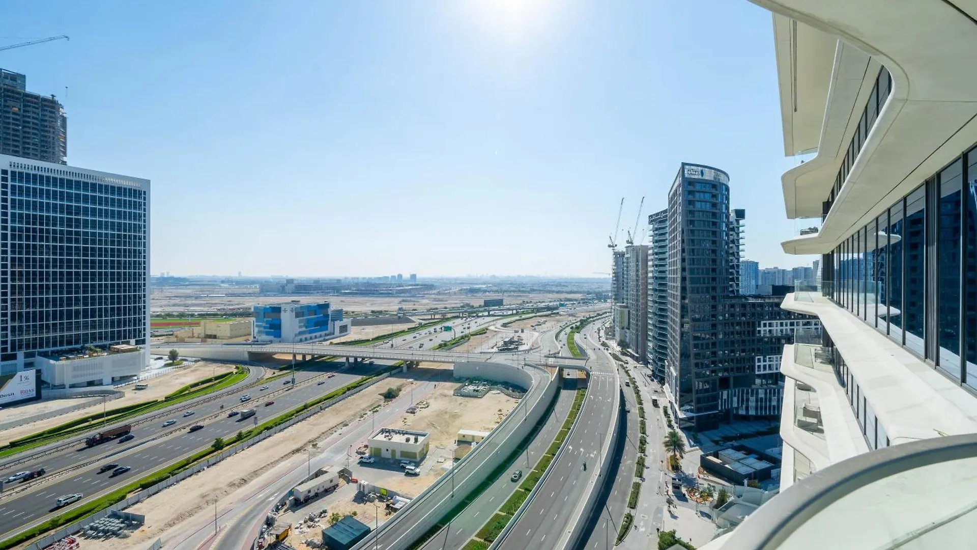 Lana By The Dorchester Collection - Glamorous Three Bedroom Apartment Dubai
