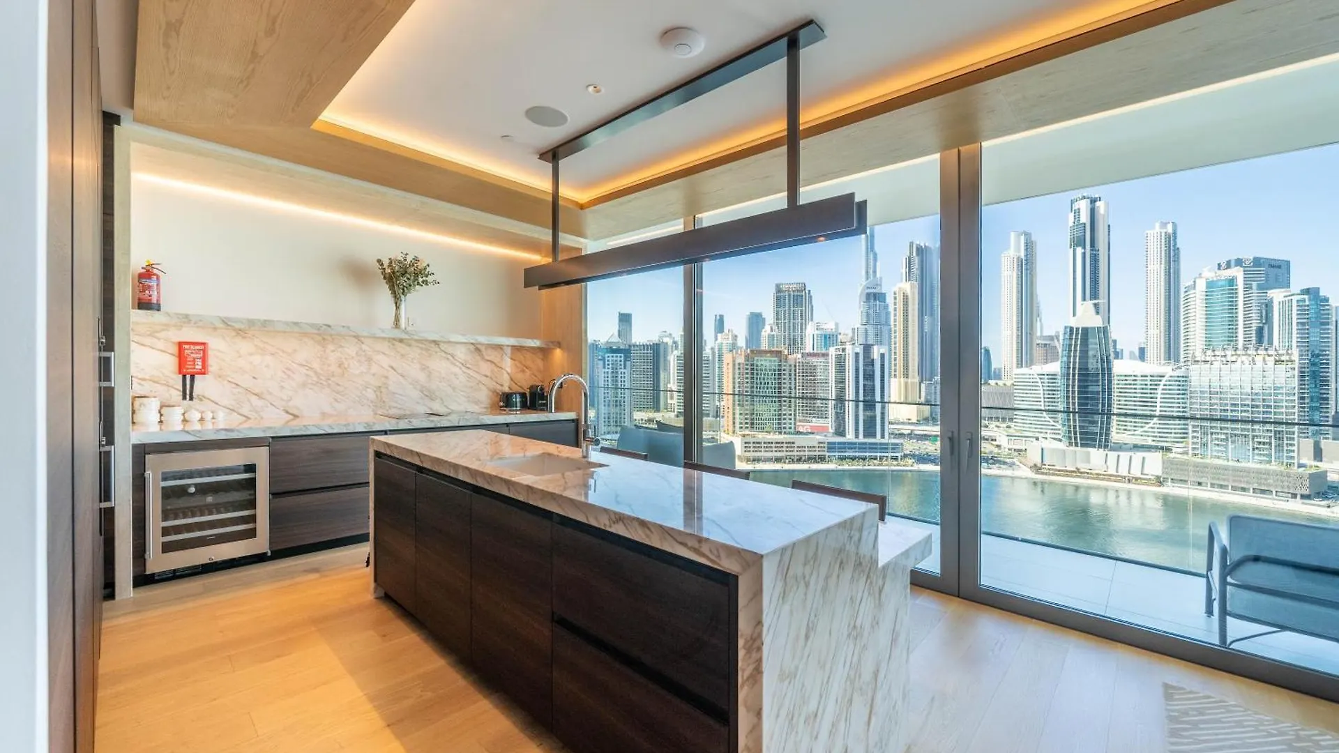 Lana By The Dorchester Collection - Glamorous Three Bedroom Apartment 迪拜